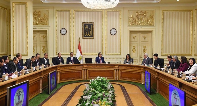 بالصور.. مدبولي يلتقي نواب محافظة دمياط.. ويوجه بتكليفات فورية لدراسة المشكلات والمقترحات التي طرحوها