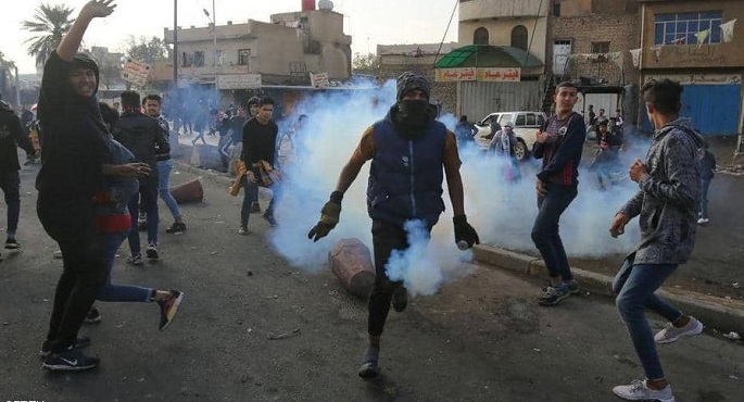 الإعلام الأمني العراقي: مقتل شرطي وإصابة 33 آخرين في احتجاجات ذي قار