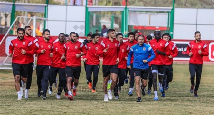 الأهلي يستأنف تدريبات استعدادا لمواجهة الهلال السوداني ..وصبحي يشارك في مران الفريق