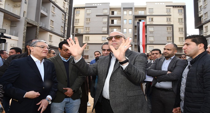 بالصور .. وزير الاسكان:33 مليار جنيه حجم الإنفاق على المشروعات بجميع المحافظات خلال 6 أشهر