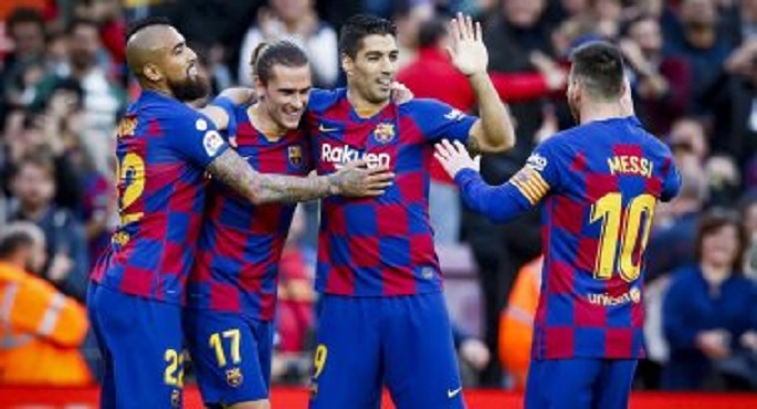 برشلونة يصطدم بأتلتيكو مدريد فى نصف نهائي السوبر الإسباني والريال يترقب