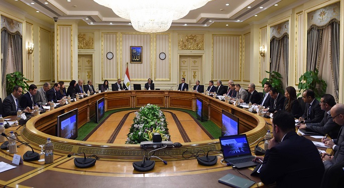 بالصور.. رئيس الوزراء يترأس الاجتماع الأول للجنة الاستثمار وتشكيل مجموعة عمل لتحسين ترتيب مصر بمؤشر التنافسية العالمي