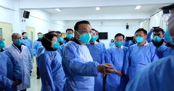 80 حالة وفاة فى الصين وأكثر من 2300 إصابة بفيروس كورونا .. ورئيس الوزراء يزور بؤرة المرض