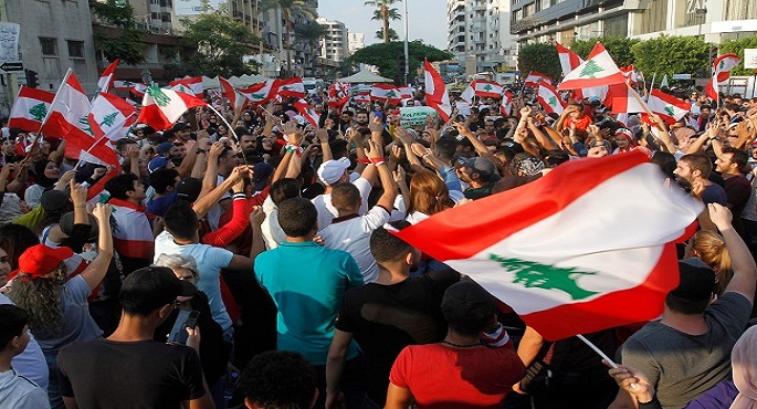 مسيرات حاشدة مناهضة للحكومة اللبنانية الجديدة في عموم شوارع بيروت
