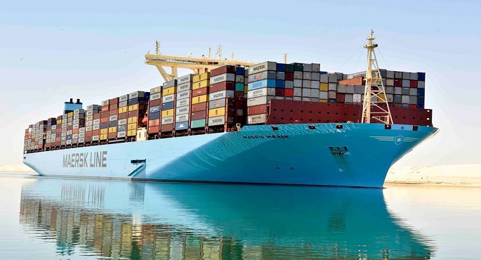 رئيس قناة السويس يعلن تثبيت رسوم العبور لجميع أنواع السفن العابرة للقناة ما عدا فئتين