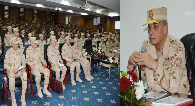 وزير الدفاع يلتقي بخريجى الدفعة الأولى من كلية الطب بالقوات المسلحة