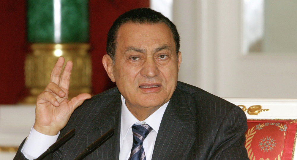 وزير الخارجية الأمريكي يتقدم بالتعازي إلى عائلة الرئيس الأسبق مبارك