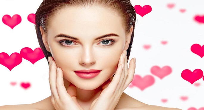 ماسكات طبيعية لبشرة مخملية في يوم الحب