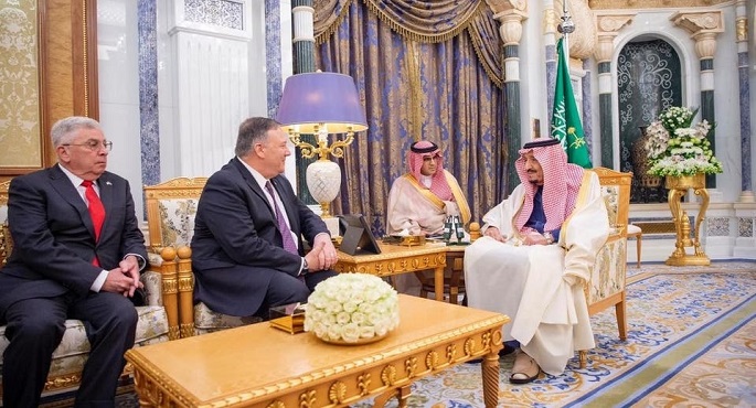 الملك سلمان يستقبل وزير الخارجية الأمريكي