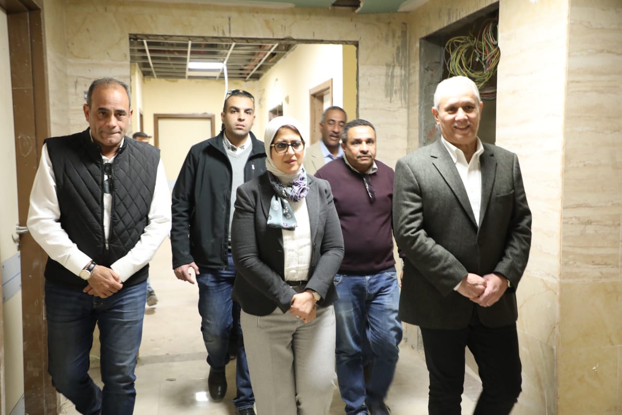 بالصور.. وزيرة الصحة تشيد بمعدلات تنفيذ الأعمال في مستشفى ووحدة صحة البياضية بالأقصر