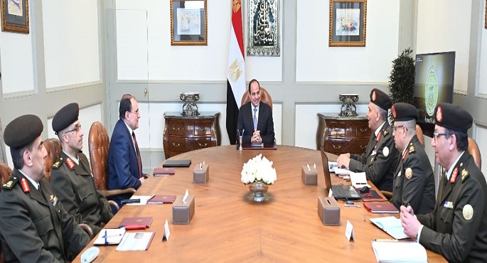 الرئيس السيسي يوجه بسرعة الانتهاء من مشروعات تطوير الطرق والكباري بأحياء القاهرة الكبرى