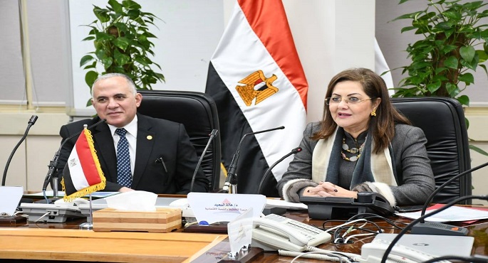 بالصور .. وزيرا التخطيط والرى يناقشان الخطة الاستثمارية لوزارة الرى للعام المالي 20/2021