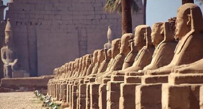 الآثار: تخفيض أسعار التذاكر للأجانب 50% خلال 3 أشهر الصيف بالصعيد