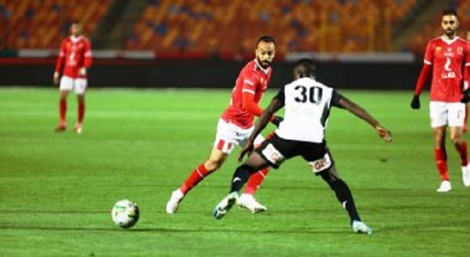 الأهلي يكتفي بثلاثية نظيفة أمام طلائع الجيش في الانتصار الـ14 تواليا في الدوري