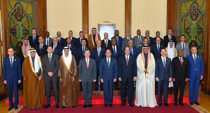 بالصور .. الرئيس السيسي يستقبل رؤساء أجهزة المخابرات المشاركين في المنتدى العربي الاستخباري