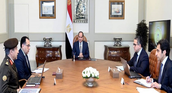 الرئيس السيسي يوجه بتذليل العقبات التي تواجه المستثمرين بقطاع السياحة
