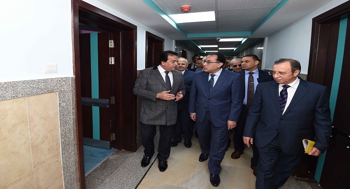بالفيديو والصور.. مدبولي يتفقد أعمال إعادة تأهيل وتطوير مبنى المعهد القومي للأورام