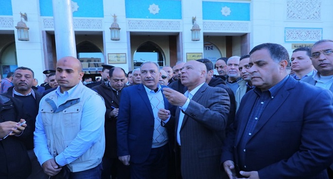 بالصور .. وزير النقل يقوم بجولة تفقدية بمحطتى مصر والمنيا للسكك الحديدية تزامنا مع استئناف الدراسة