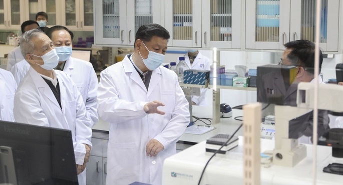 الرئيس الصيني يصل إلى ووهان لتفقد جهود مكافحة فيروس كورونا