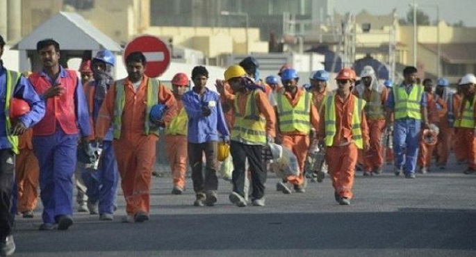 إصابة مئات العمال بـ”كورونا” في قطر..
