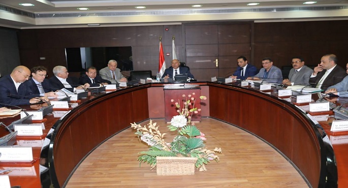 بالصور .. وزير النقل : قطار المونوريل سيمثل نقلة ونستهدف تعظيم منظومة النقل الجماعى