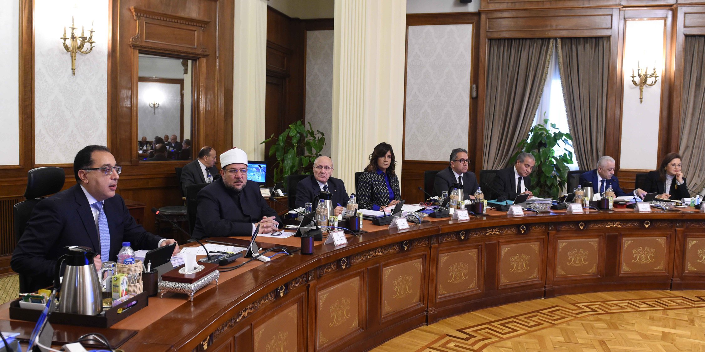 وزيرة الهجرة تستعرض جهود متابعة المصريين العالقين بعد الإجراءات الاحترازية لمواجهة ڨيروس”كورونا”