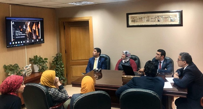 بالصور .. وزير الأثار يتابع أخر المستجدات حول تصميم الموقع الإلكتروني الخاص بالمتحف المصري الكبير