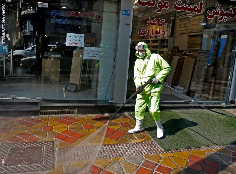 إيران توقف جميع الأنشطة الرياضية إلى 20 مارس بسبب “كورونا”