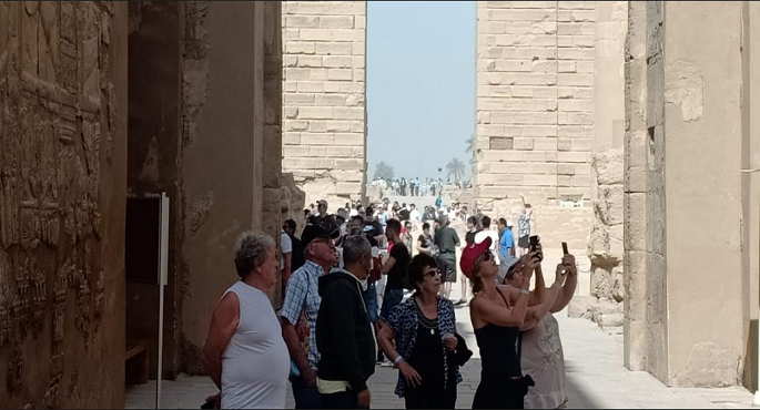 الآثار: القطاع السياحي يعمل بشكل منتظم ..ولم يتم إلغاء أي أنشطة سياحية أو ترفيهية في مصر