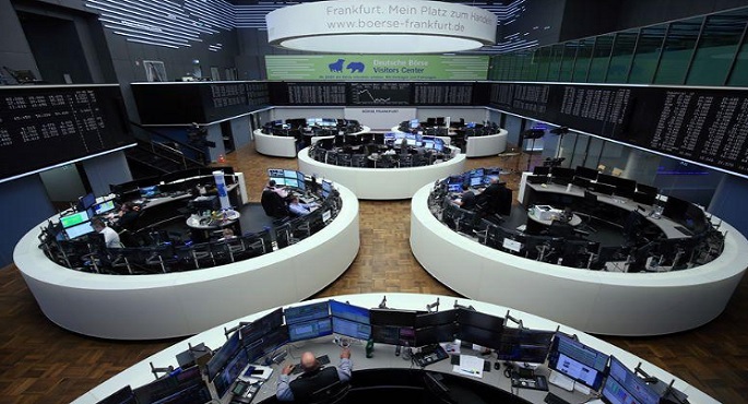 الأسهم الأوروبية تتراجع مع ترقب نتائج شركات التكنولوجيا وقرار “الفيدرالى الأمريكى”