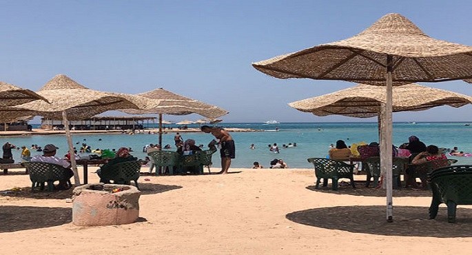 وزير التنمية المحلية يوجه المحافظات بغلق جميع الشواطئ لمواجهة فيروس كورونا
