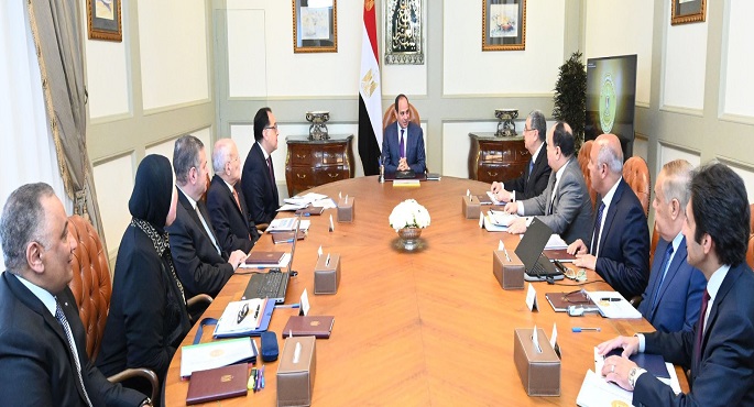 الرئيس السيسى يوجه بإطلاق استراتيجية قومية لتوطين صناعة المركبات والصناعات المغذية لها