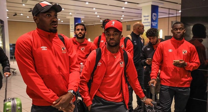 بعثة الأهلى تصل من جنوب أفريقيا بعد التأهل إلى قبل نهائى دورى الابطال