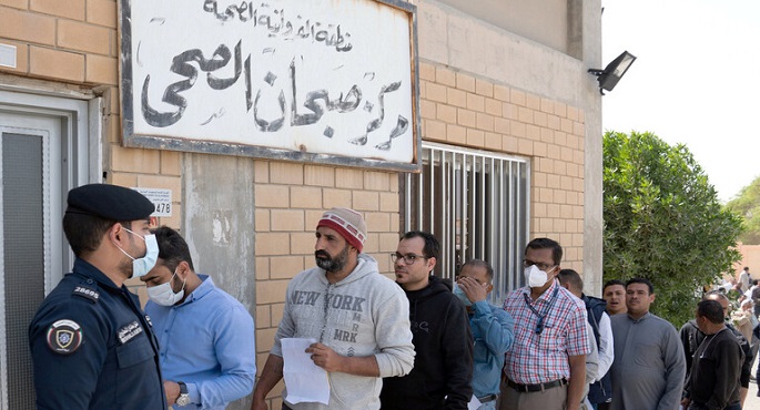 الصحة الكويتية تعلن ارتفاع عدد المصابين بـ”كورونا” إلى 69 شخصا