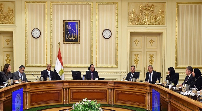 بالصور.. رئيس الوزراء: حزمة إجراءات لتحفيز الاقتصاد وتنشيط البورصة لتفادي آثار فيروس كورونا