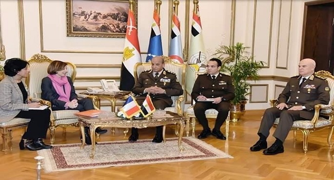 بالفيديو .. وزير الدفاع يبحث مع وزيرة القوات المسلحة الفرنسية سبل تعزيز علاقات التعاون العسكرية