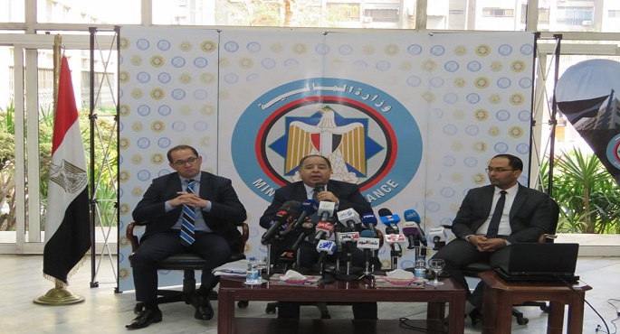 وزير المالية يستعرض خطة تنفيذ التكليفات الرئاسية بتحسين الأجور