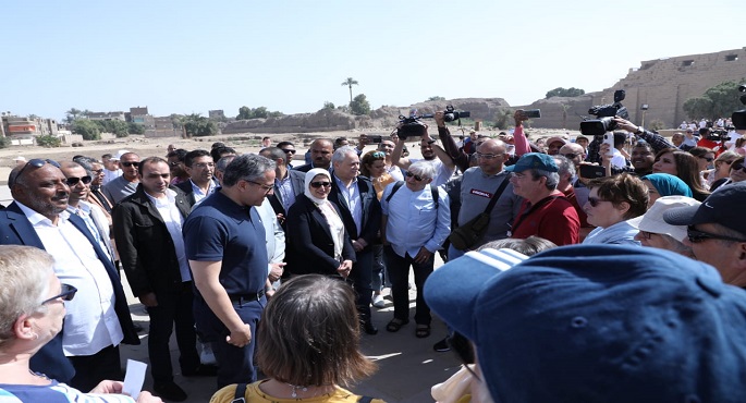 بالصور .. وزيرة الصحة للعاملين بقطاع السياحة: السياحة آمنة في مصر ولا داعي للخوف