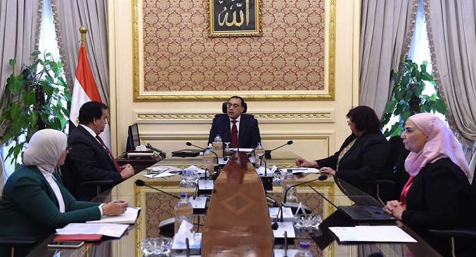 بالفيديو والصور.. رئيس الوزراء يتابع مع وزيري التعليم العالي والصحة إجراءات مواجهة فيروس كورونا