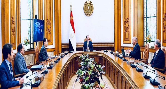 الرئيس السيسي يوجه باستمرار جهود مشروعات الطرق والمحاور وتحديث منظومة النقل بشكل شامل