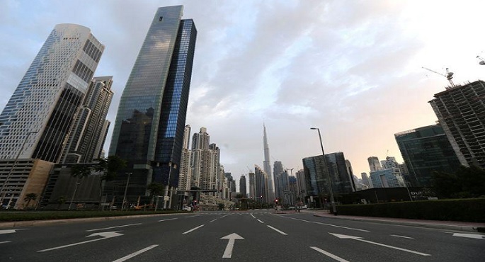 بسبب إغلاق بعض المطارات.. الإمارات تمدد التأشيرات لكافة السياح لمدة شهر إضافي