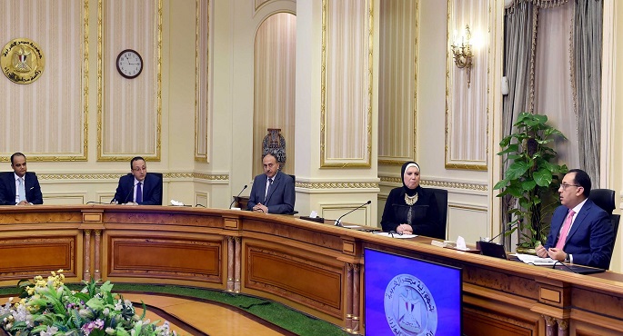 بالفيديو والصور.. رئيس الوزراء يتابع موقف توصيل المرافق للمناطق والمجمعات الصناعية