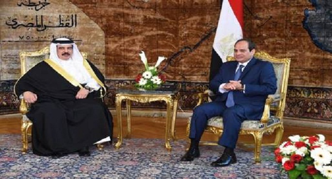 الرئيس السيسي يتلقى اتصالا هاتفيا من عاهل البحرين للتهنئة بمناسبة حلول شهر رمضان