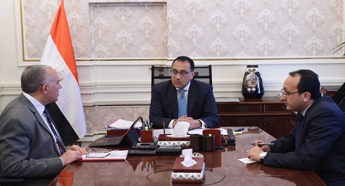 رئيس الوزراء يُتابع مع وزير الري الموقف التنفيذي لأعمال تأهيل الترع بالمحافظات ومشروع الري الحديث