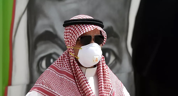 عكاظ : ارتفاع اجمالى الاصابات فى السعودية إلى 2385 والوفيات 34