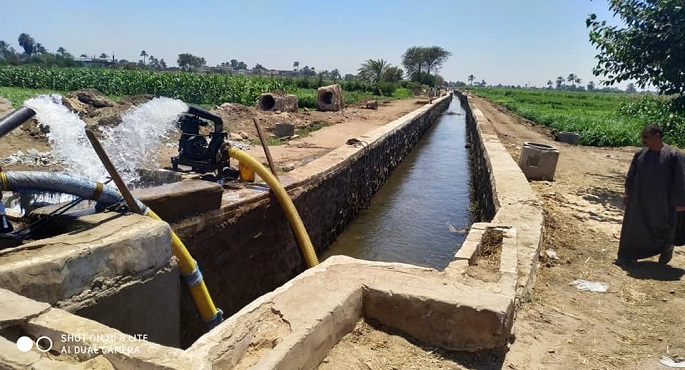 الرى تناقش الاستعدادات لزراعة 400 ألف فدان بأحدث الأنظمة
