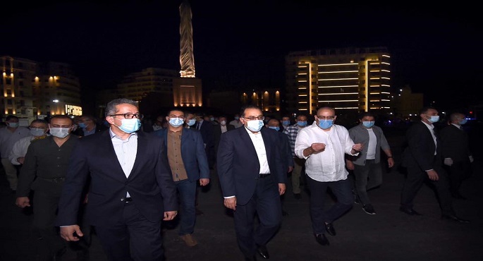 بالصور.. رئيس الوزراء يتفقد الأعمال النهائية لمشروع تطوير ميدان التحرير