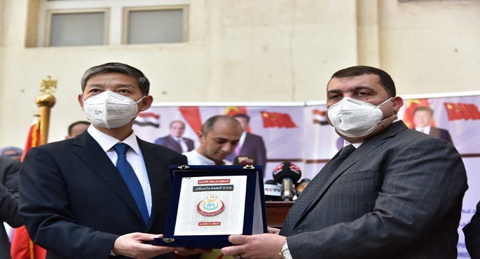 بالصور للمرة الثانية.. وزارة الصحة تتسلم 4 طن من المستلزمات الطبية والوقائية هدية من جمهورية الصين الشعبية