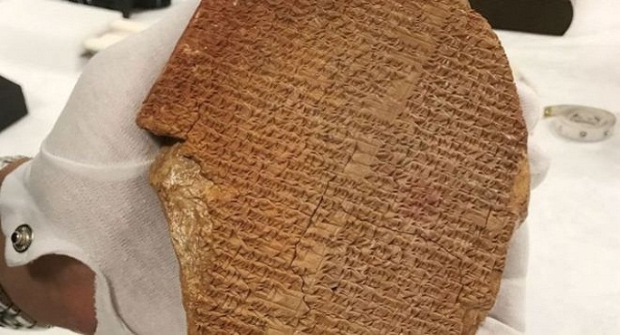 معركة قانونية بسبب لوح يحمل نصا من ملحمة جلجامش