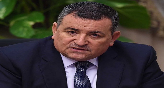 هيكل: على الإعلام توعية المواطنين من المخاطر الاقتصادية التي قد يتعرضون لها
